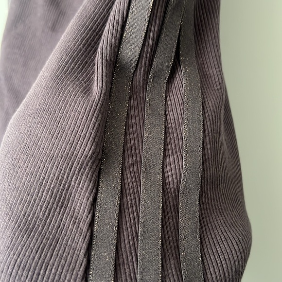 ADIDAS ORIGINALS GLITTER 3 STRIPE BODYSUIT - Picture 4 of 7